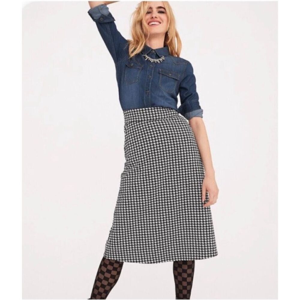 Cabi Houndstooth A-line Midi Skirt Black, White Size 4 - Picture 3 of 12